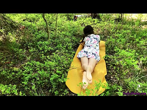 ❤️ Nepažįstamasis iš Tinderio masturbuoja mano putytę ir aistringai dulkinasi miške ❌ Dulkinimo video prie mūsų lt.assistentai.ru